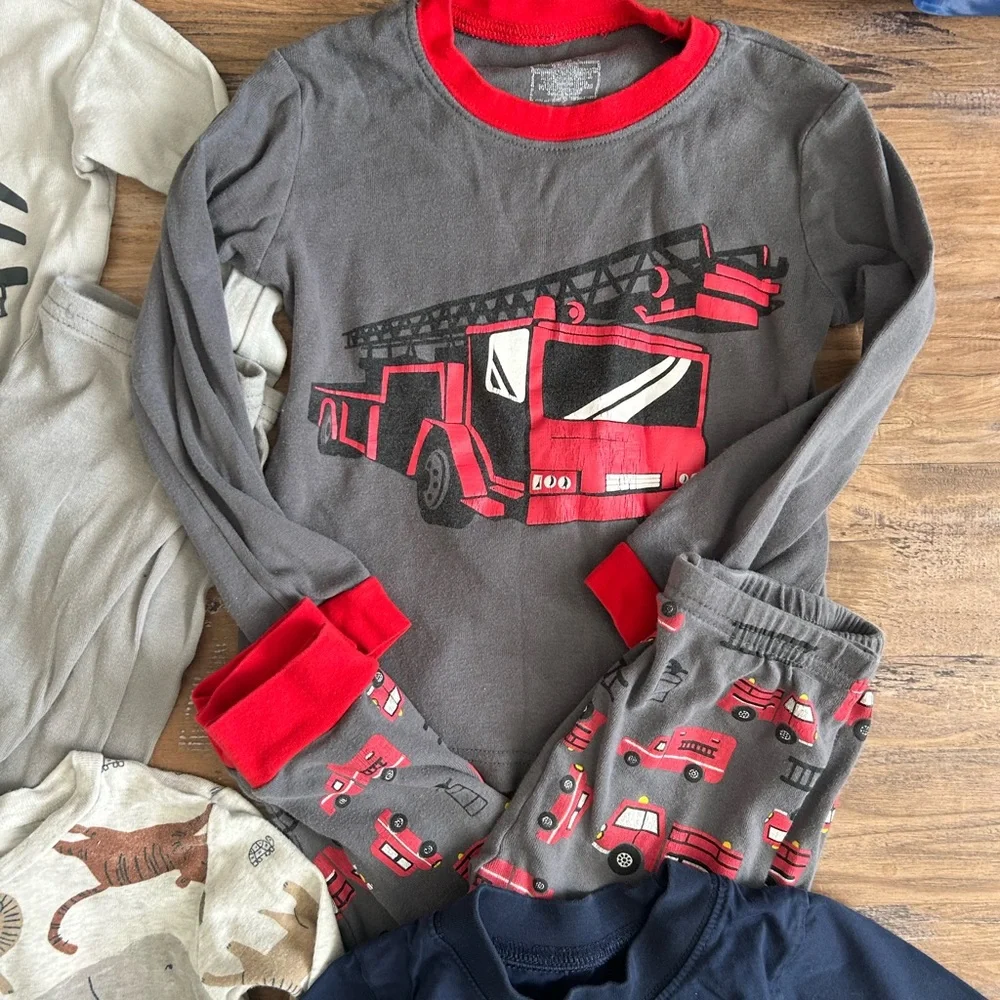 Mixed Boys Pajama Bundle with Dinosaur, Batman & Animal Prints - Picture 7 of 10